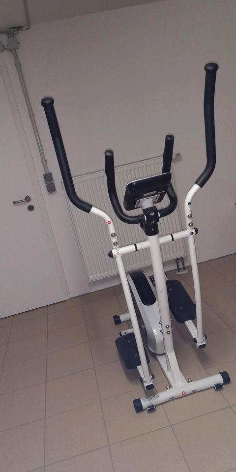 Crosstrainer CT3 Christopeit TOP ZUSTAND in Swisttal