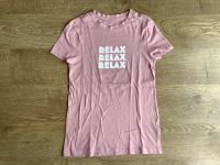 Rosa-weißes T-Shirt mit „RELAX“ von „PRIMARK CARES“ iin Gr„2 XS“ Rheinland-Pfalz - Nickenich Vorschau