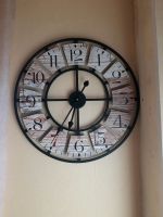 Wanduhr Metall Vintage Shabby chic 58 cm Bayern - Elsenfeld Vorschau