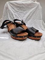Tamaris Sandalen mit Keilabsatz Baden-Württemberg - Leonberg Vorschau