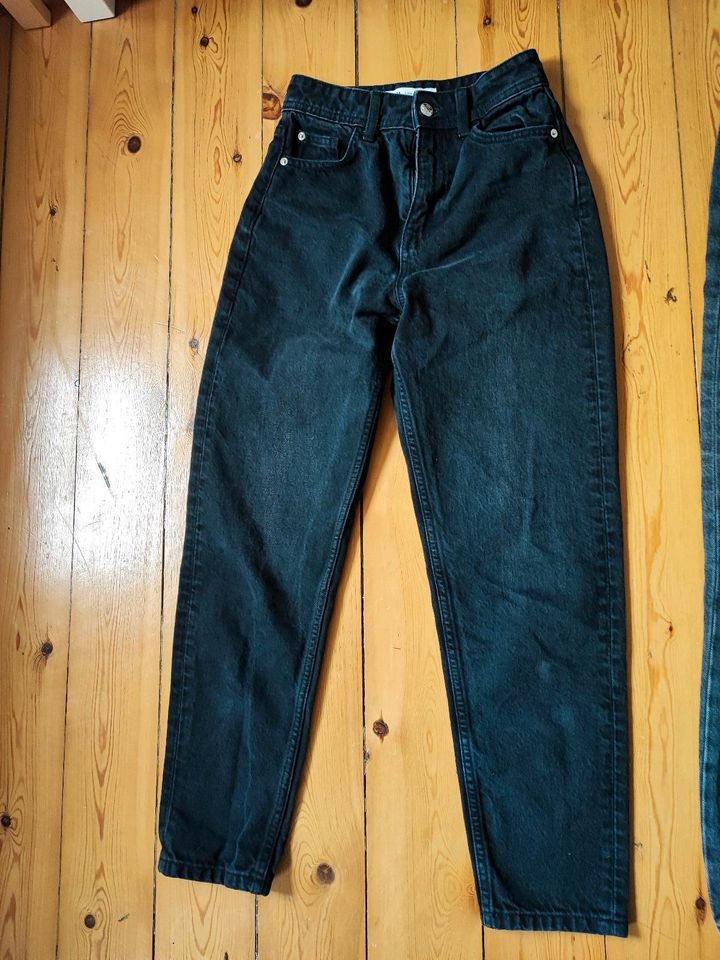 Zara, H&M Jeans Gr 32 oder 164 schwarz Bershka Cargohose grau in Zweibrücken