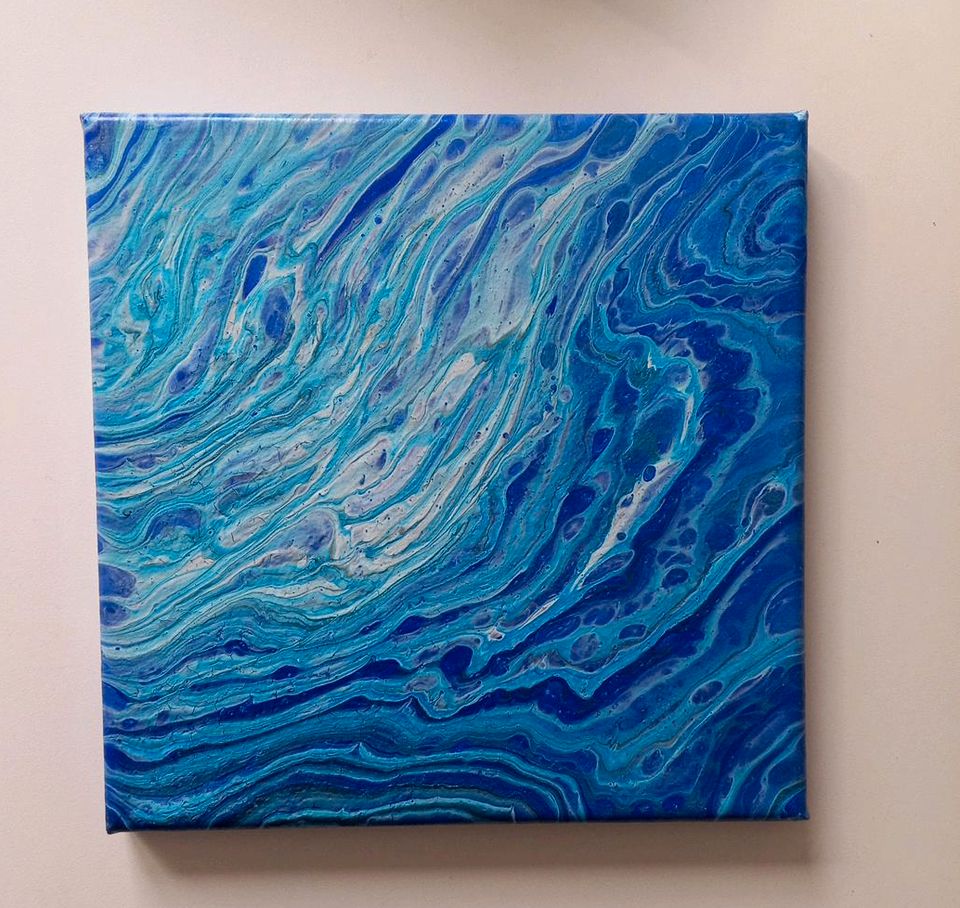 Verschiedene Acrylbilder auf Leinwand, Keilrahmen, Acrylpouring in Aerzen