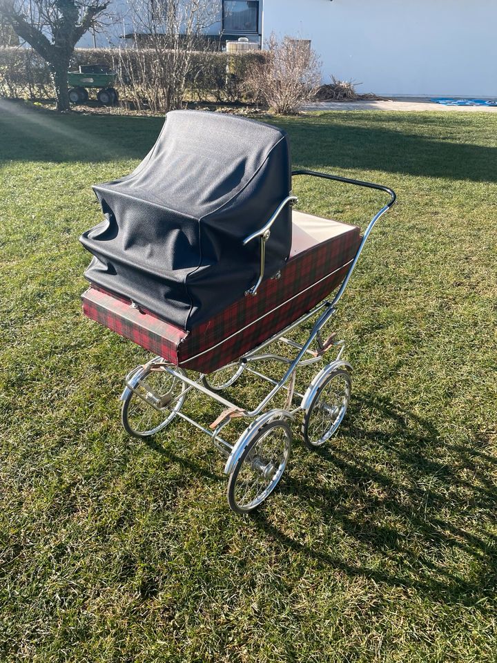 Retro Kinderwagen in Mühlhausen i.d. Oberpfalz