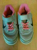 Nike Mädchen Sneakers, Turnschuhe, Halbschuhe Gr. 28 Bayern - Buttenwiesen Vorschau