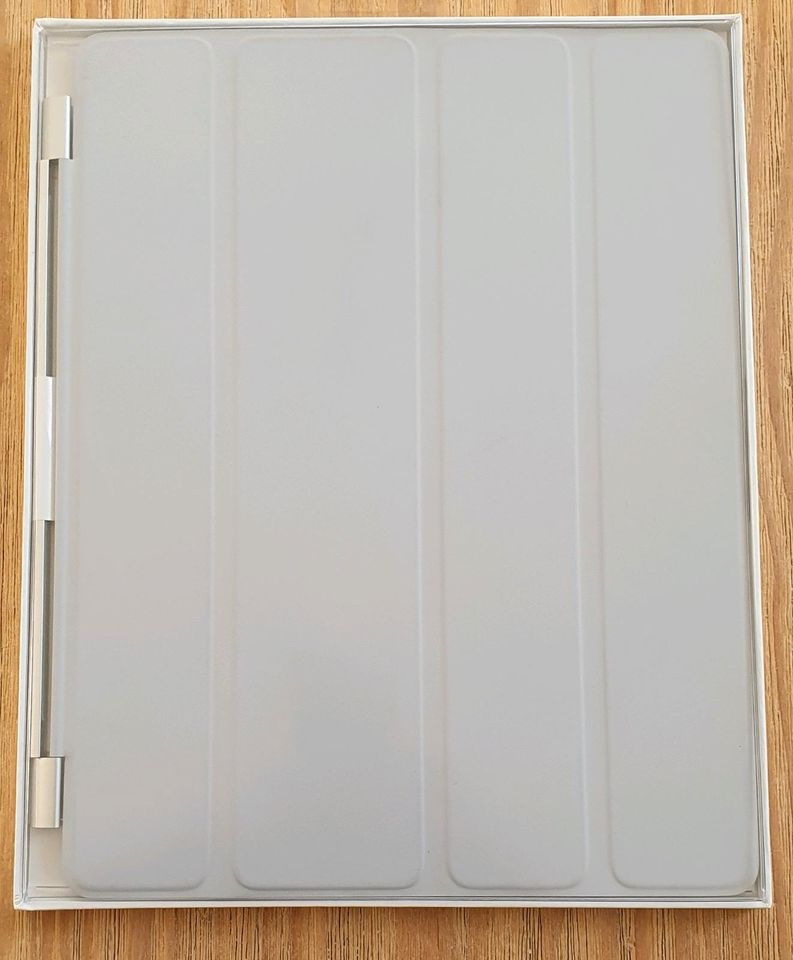 iPad Smart Cover Light Gray (MD307ZM/A) in Neunkirchen am Sand