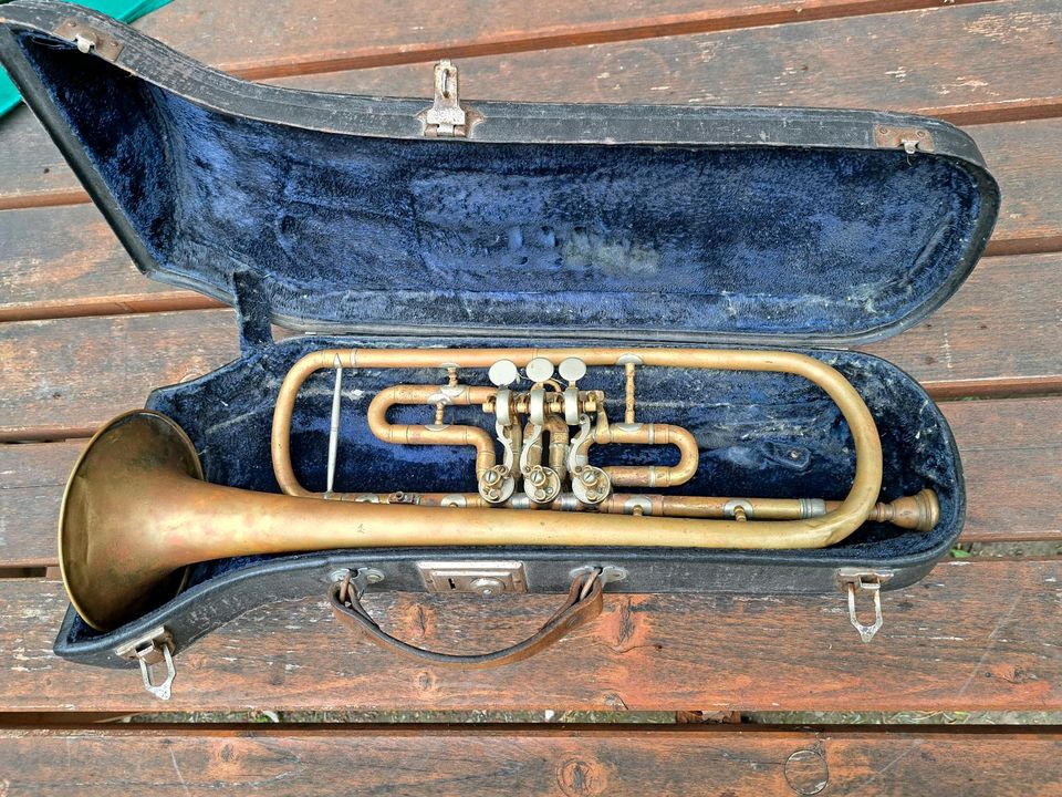 Trompete mit Koffer in Bad Kreuznach