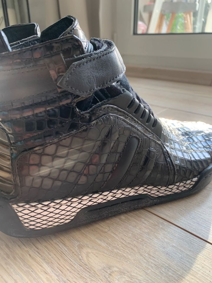 Y3 High Top in Python schwarz Größe: 40 in Berlin