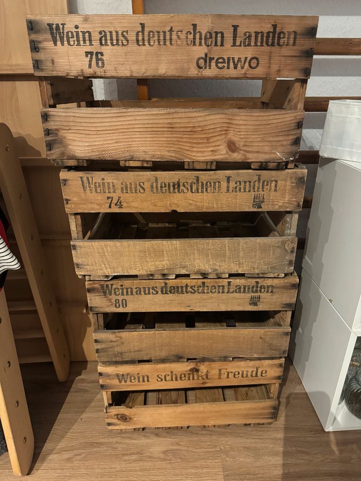 Weinkisten (4x) in Leverkusen