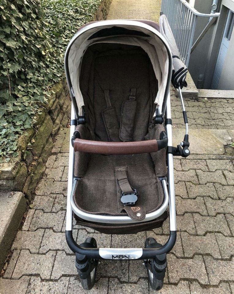 Kinderwagen mit Babyschale und Sportsitz in Dortmund