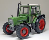 FENDT FARMER 308 LSA MODELL TRAKTOR TRECKER 1:32 WEISE TOYS 1047 Niedersachsen - Bleckede Vorschau