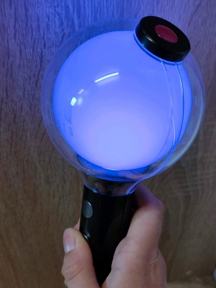 BTS light stick special edition in Sulzbach-Rosenberg