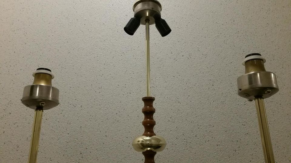 Messing Retro 70er80er Vintag Stehlampe Tischlamp beige Holz in Berlin