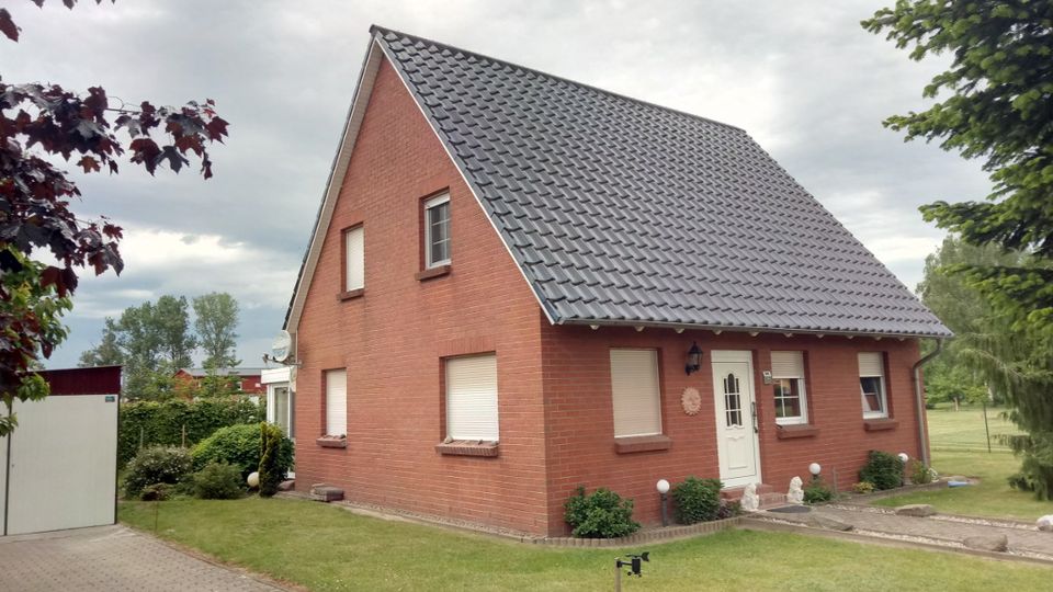 Schönes Klinkerhaus nähe Ostsee, Renoviert und Einzugsbereit. in Splietsdorf