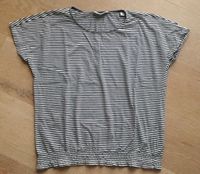 Schönes T-Shirt blau weiß gestreift, Gr. 40/42, Damen Niedersachsen - Beckedorf Vorschau