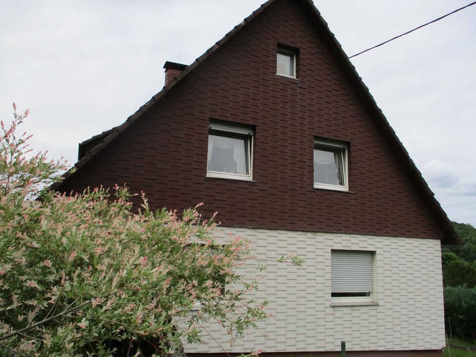 Schönes 2 Familien Haus mit großem  Grundstück in Wilnsdorf Gernsdorf zu verkaufen in Wilnsdorf