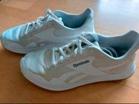 Hallensportschuhe Turnschuhe Sportschuhe Reebok weiß Größe 42 Nordrhein-Westfalen - Witten Vorschau