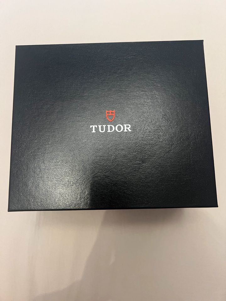 Tudor black bay ceramic in Freudenburg