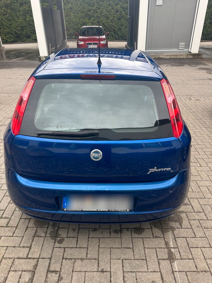 Fiat Grande Punto 1.4 8v  Giugiaro design in Titisee-Neustadt