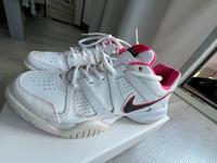 Nike Tenisschuhe , City Court München - Moosach Vorschau