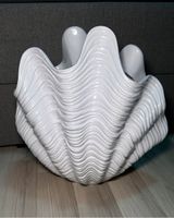 Dekoration Vase Muschelform Deko weiß Einzelstück Nordrhein-Westfalen - Troisdorf Vorschau