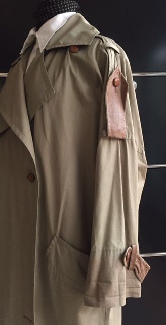 STRENESSE /KLASSISCHER OVERSIZE-TRENCHCOAT /BEIGE MIT LEDERBESÄTZ in Durbach