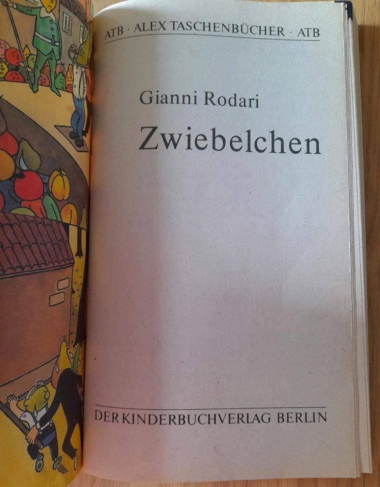Buch Zwiebelchen von Gianni Rodari ATB Der Kinderbuchverlag Berli in Schwerin