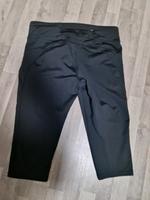 SPORTLEGGINGS IN SCHWARZ 3/4 LÄNGE SPORTS PERFORMANCE GR L Berlin - Marienfelde Vorschau