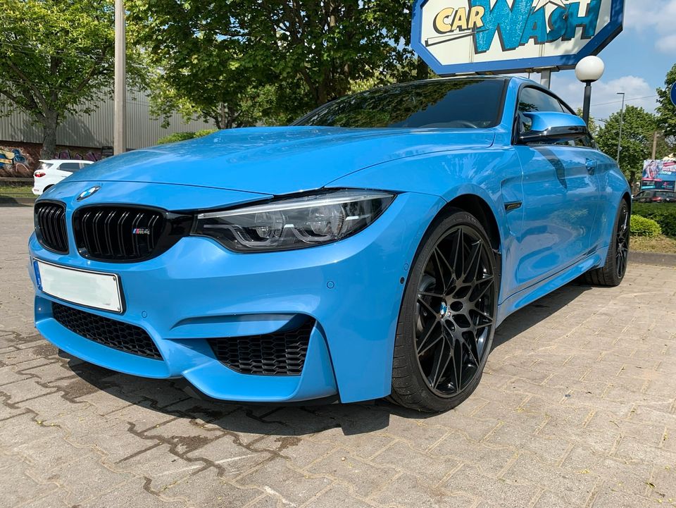 BMW M4 Competition *Liebhaberfahrzeug* in Köln