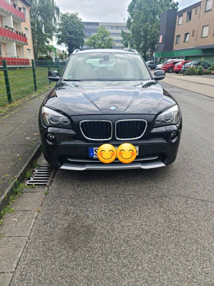 BMW X1 25i Xdraive in Troisdorf