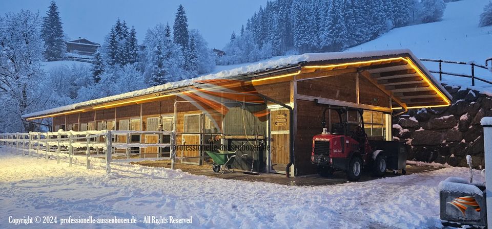 Pferdestall bauen - Außenbox, Pferdebox, Offenstall / Weidehütte in Kolbingen