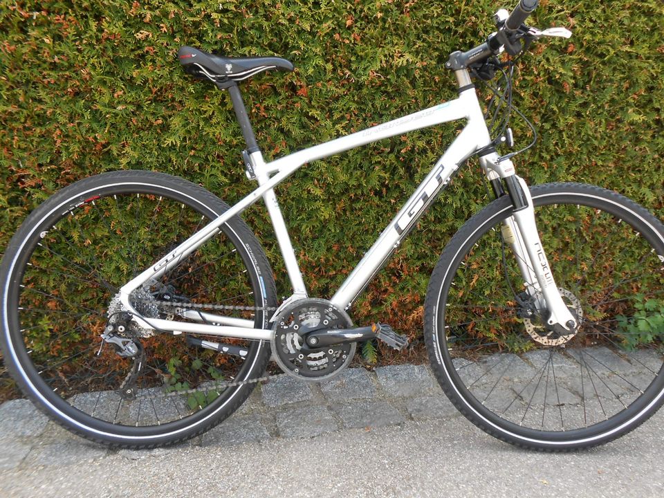 GT Transeo 1.0 Disc Crossbike / Trekkingbike, gebr. guter Zustand in Lauben