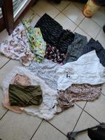 Kleider Paket in gr S-M Hallhuber, Vera Mode,H&M bunt Nordrhein-Westfalen - Moers Vorschau