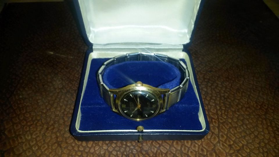 LACO SPORT - VW 100.000 km - Armbanduhr, Gold Double Gehäuse in Paderborn