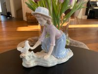 Dao by Lladro Figur Mädchen mit Taube Nordrhein-Westfalen - Meinerzhagen Vorschau