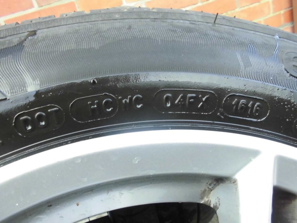 CMS Alufelgen 7J x 16H2 mit Bereifung 205/ 55 R16 in Sachsenhagen