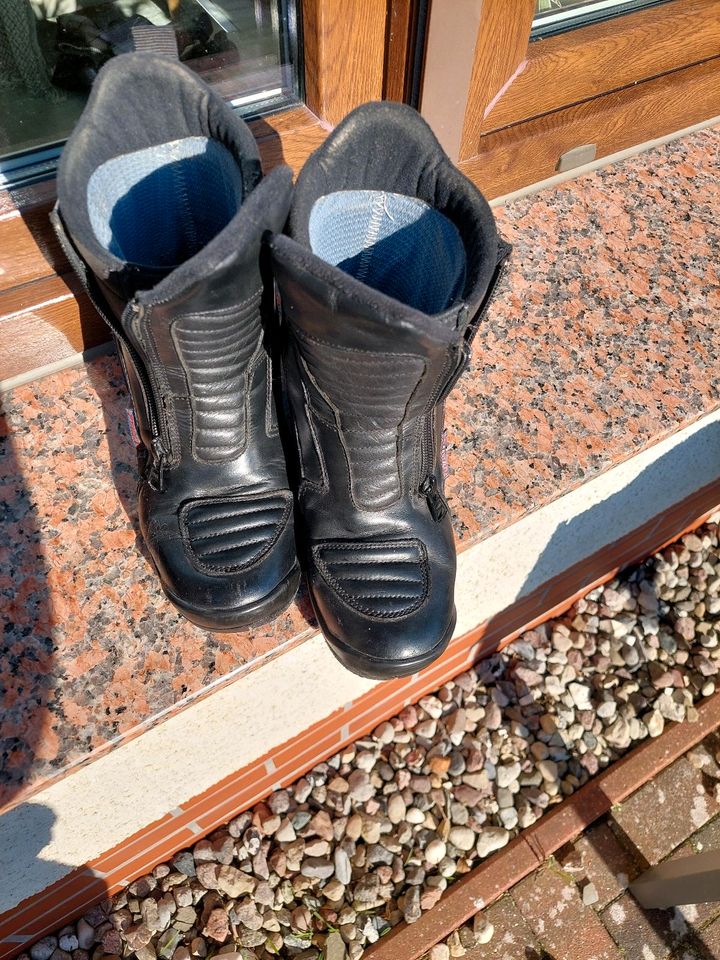 Motorradstiefel in Waren (Müritz)