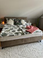 Boxspringbett in SAMT Beige **top Zustand ** ca 1 1/2 Jahre alt Niedersachsen - Sickte Vorschau