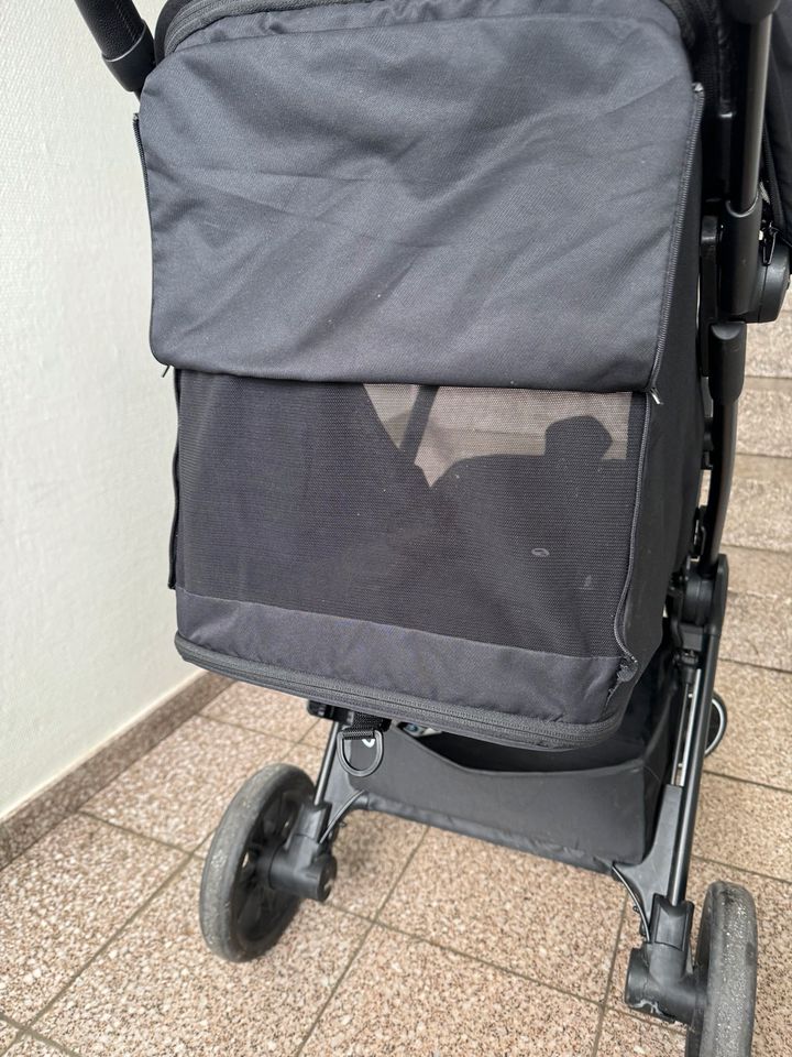 Buggy Easywalker Jackey XL schwarz | Zubehör | defekte Bremse in Hannover