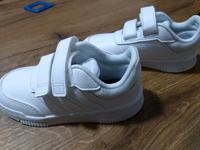 Adidas Sneaker, Klettschuh , weiß, Größe 27, unisex Niedersachsen - Cuxhaven Vorschau