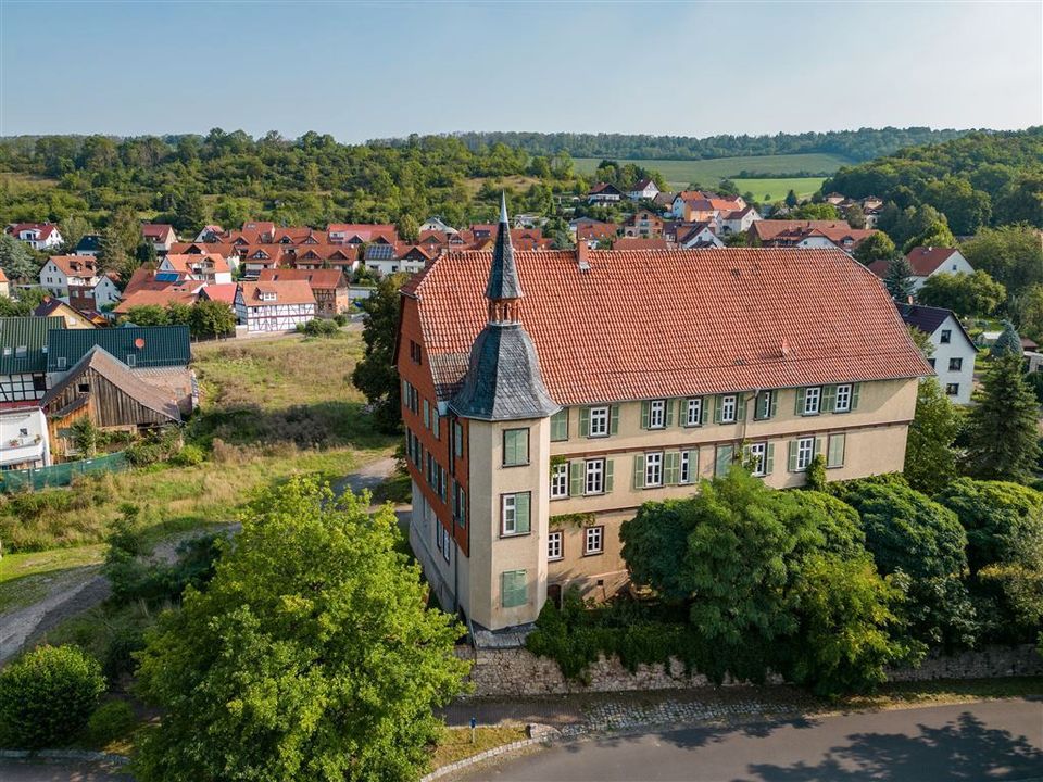 WIEDER VERFÜGBAR!!! historisches Herrenhaus im Eisenacher Ortsteil - ein Schatz aus der Vergangenheit für Liebhaber des Außergewöhnlichen in Eisenach