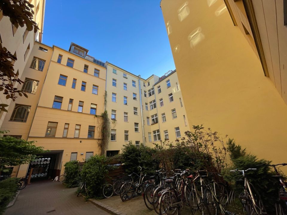 Idyllische Remise am Helmholtzplatz in Berlin