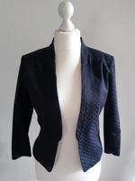 Blazer von H&M Gr. 38, lila mit Blumenmuster Berlin - Heiligensee Vorschau