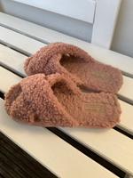 Skechers Hausschuhe rosa Plüsch Größe 38 Hannover - Döhren-Wülfel Vorschau