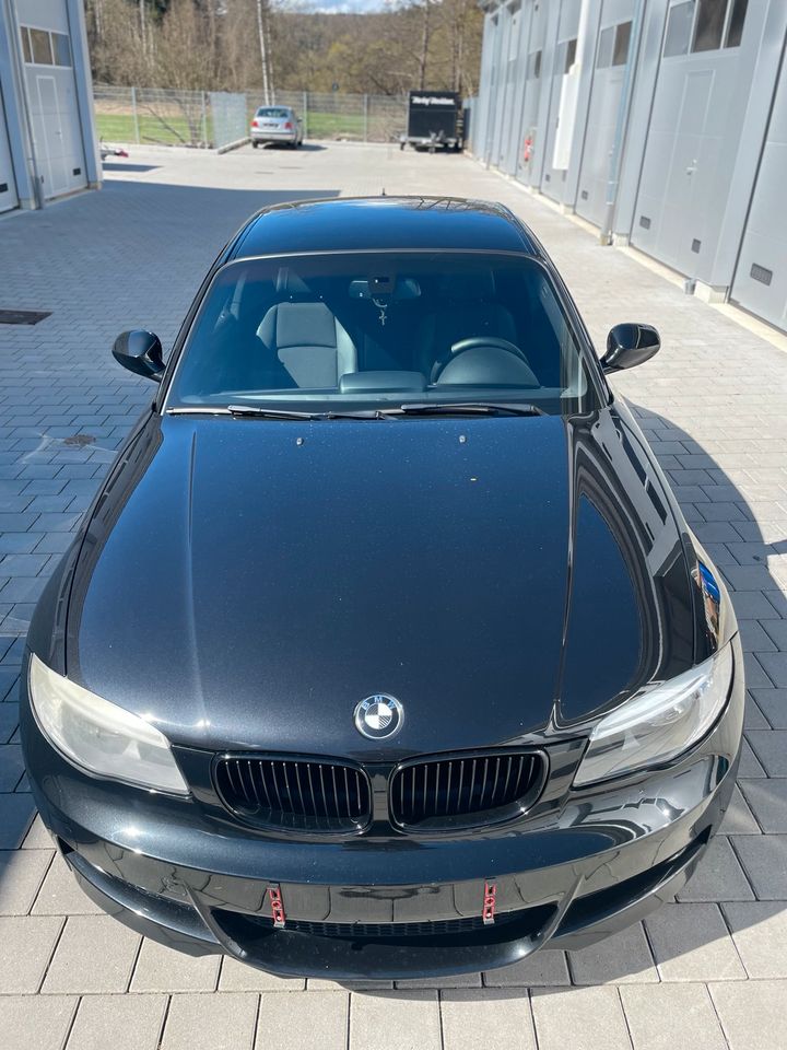 BMW 123d Coupe lci Facelift M-Paket e82 in Nagold