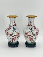 * CLOISONNÉ VASE CHINA PAAR MESSING WEIß HOLZSOCKEL CLOISONNE Berlin - Charlottenburg Vorschau