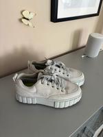 Wie neu FILA Damen Sandblast S Wmn Sneaker nimbus cloud Gr. 39 Baden-Württemberg - Weinstadt Vorschau