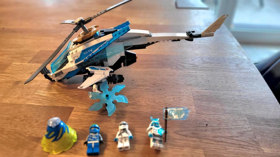 LEGO Ninjago Zanes ShuriCopter 70673 in Weilerswist