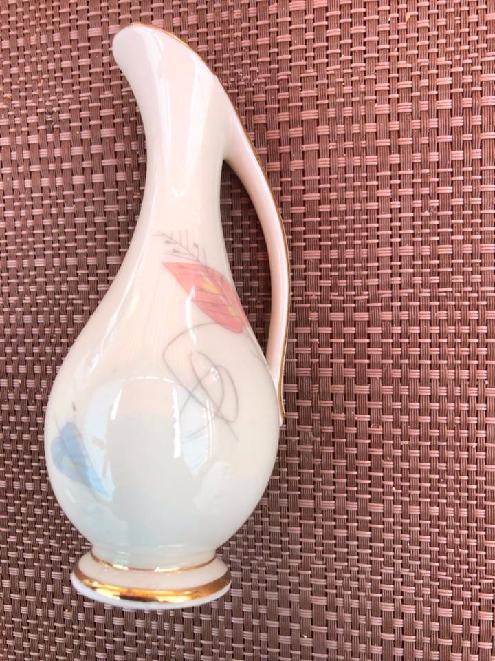 Vintage 50/60 er Jahre kleine Porzellan Vase beige Blätter in Gau-Algesheim