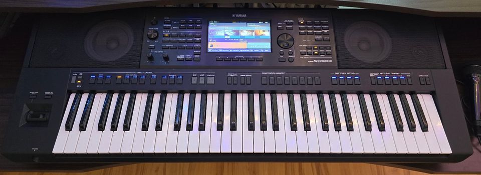 Yamaha PSR-SX900 Keyboard inkl. Tasche in Köln