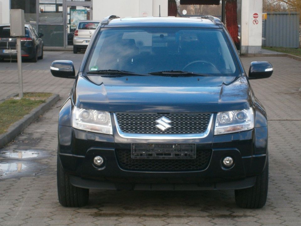 Suzuki Grand Vitara 4x4 1.9 DDiS X30 AHK LEDER ENON NAV in Demmin